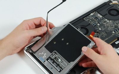 Reparatie unitate optica cd-rom dvd-rom Macbook pro